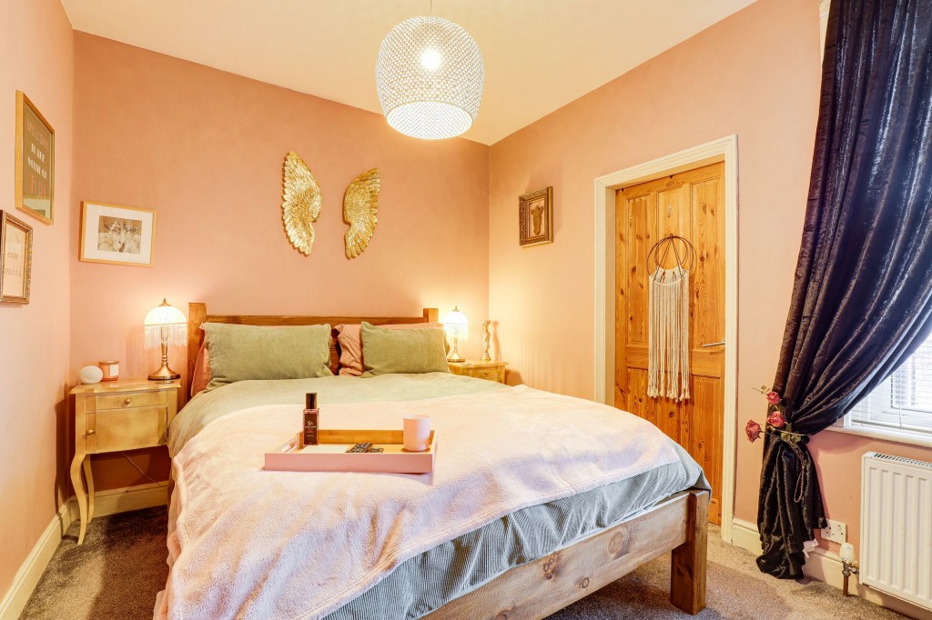 Meadow Road, Netherfield, NG4