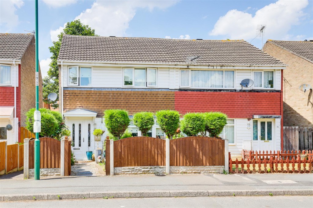 Wilford Crescent West, The Meadows, Nottinghamshire, NG2 2FS