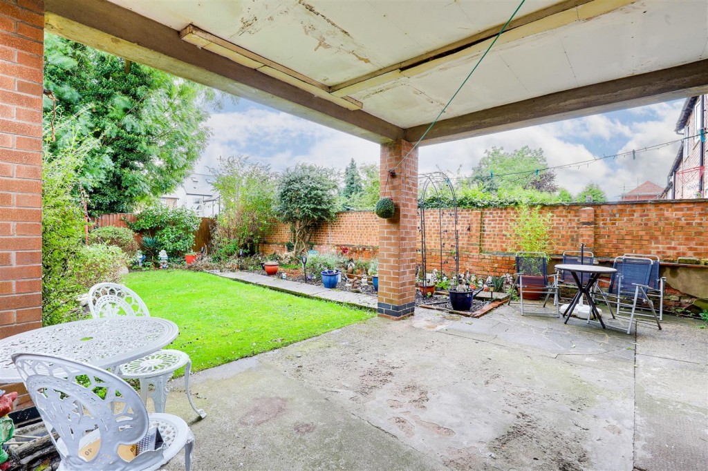 Acton Road, Arnold, Nottinghamshire, NG5 7AD
