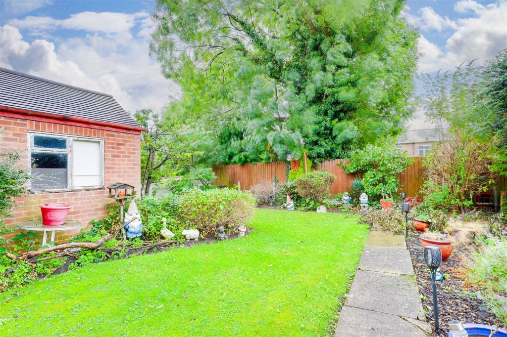 Acton Road, Arnold, Nottinghamshire, NG5 7AD