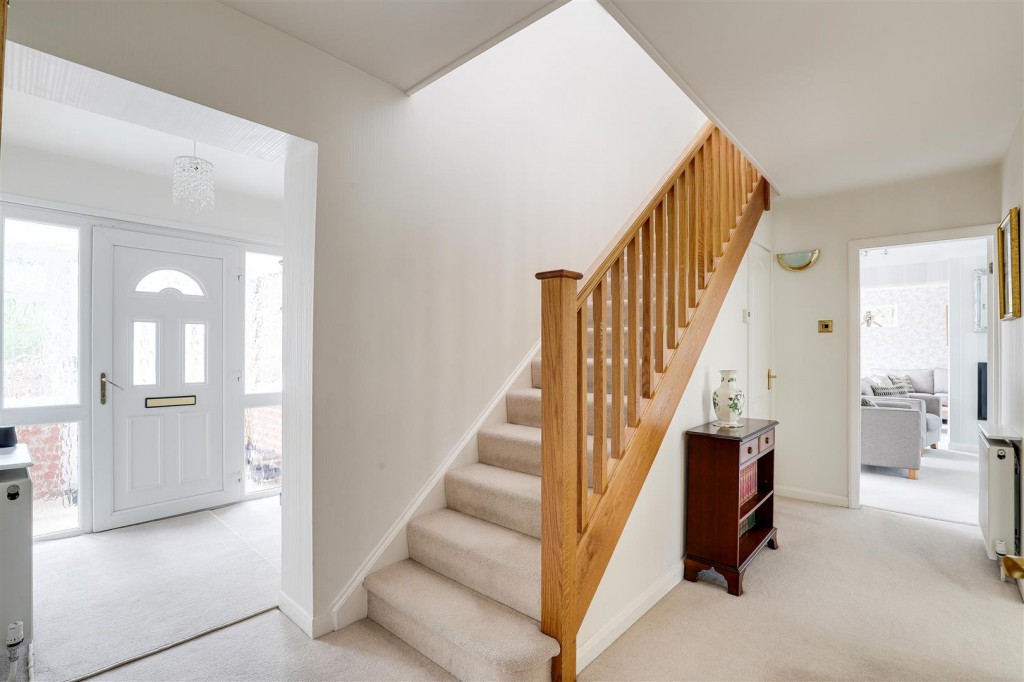 Birch Lea, Redhill, Nottinghamshire, NG5 8LT