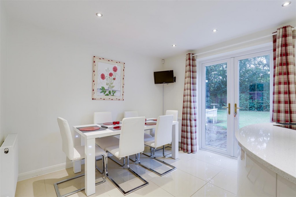 Birch Lea, Redhill, Nottinghamshire, NG5 8LT