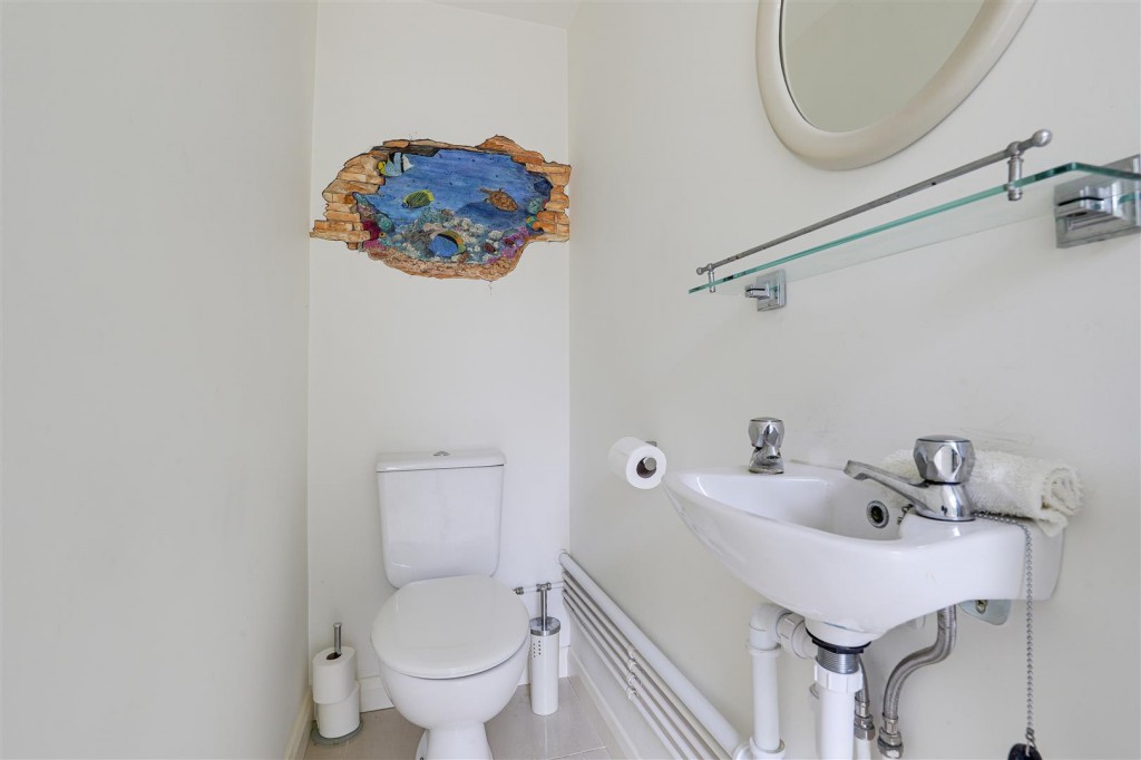 Birch Lea, Redhill, Nottinghamshire, NG5 8LT