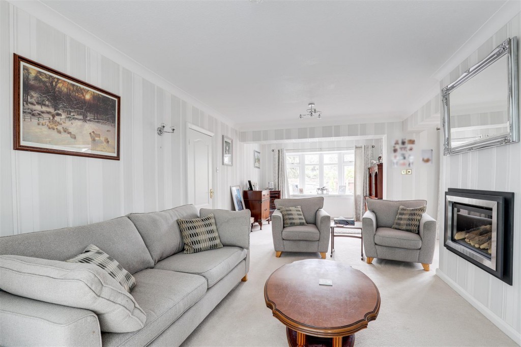 Birch Lea, Redhill, Nottinghamshire, NG5 8LT