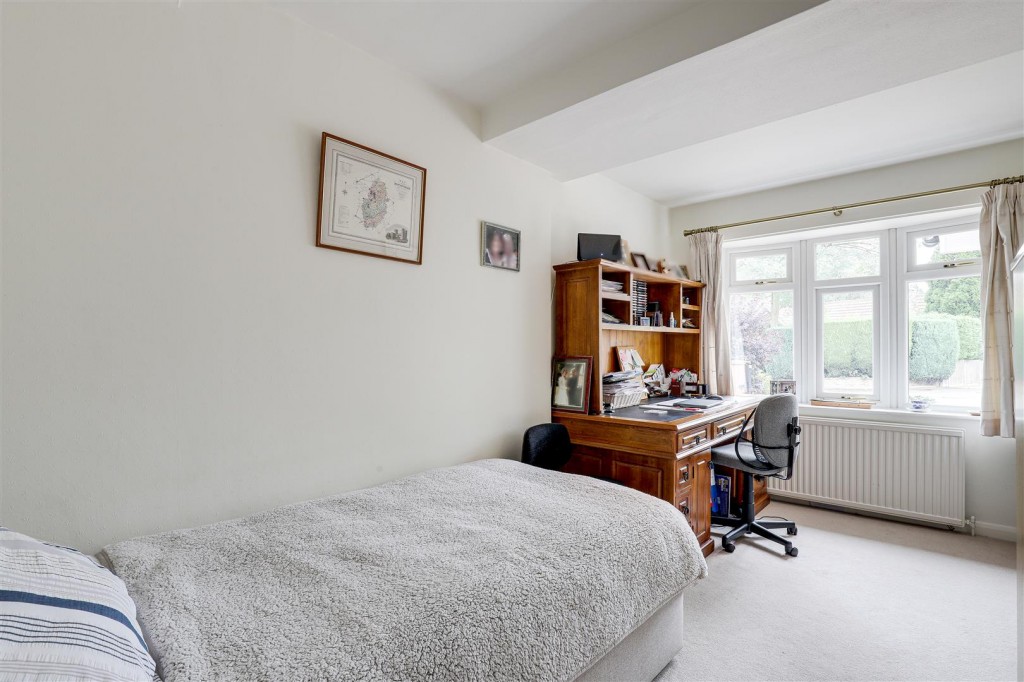 Birch Lea, Redhill, Nottinghamshire, NG5 8LT