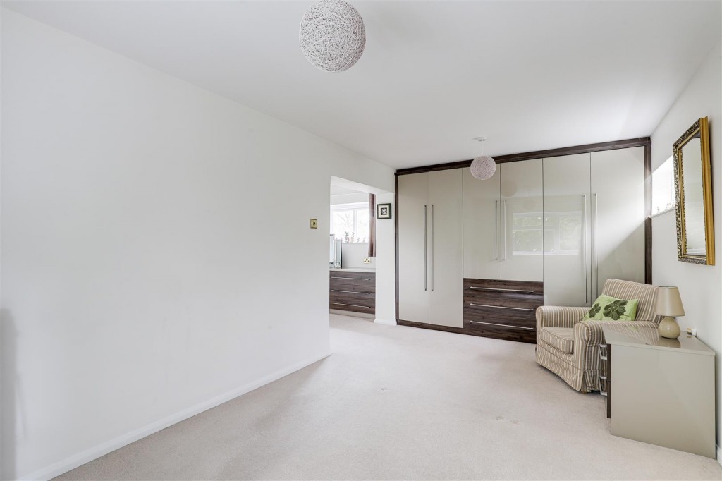 Birch Lea, Redhill, Nottinghamshire, NG5 8LT