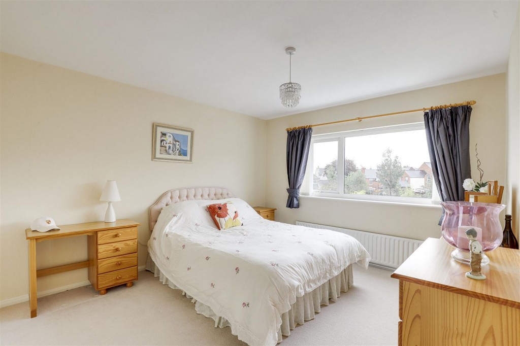 Sandy Lane, Hucknall, Nottinghamshire, NG15 7GR