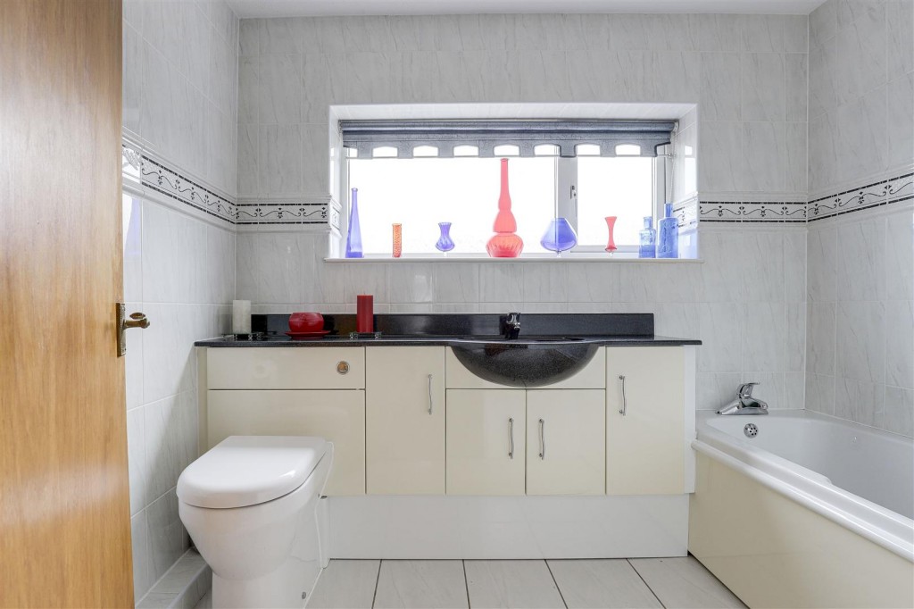 Sandy Lane, Hucknall, Nottinghamshire, NG15 7GR