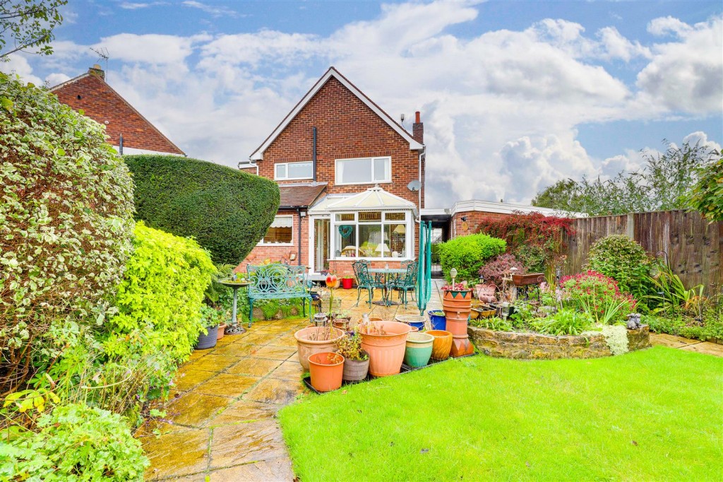 Sandy Lane, Hucknall, Nottinghamshire, NG15 7GR