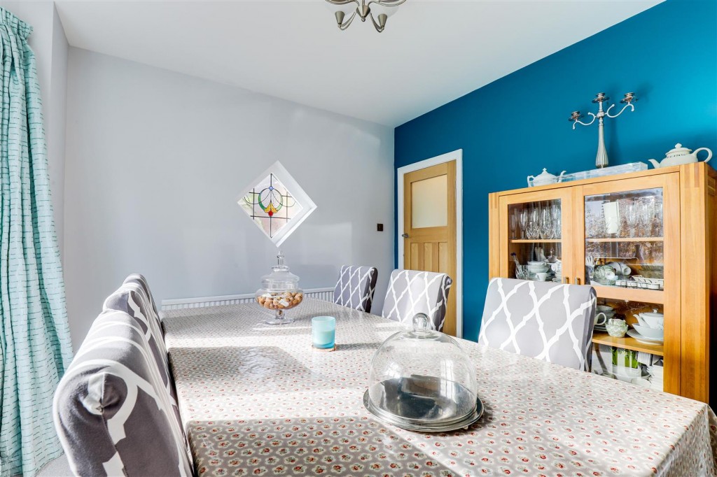 Fernleigh Avenue, Mapperley, Nottinghamshire, NG3 6FL