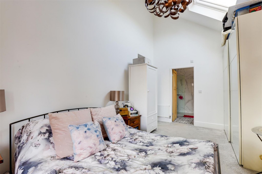 Fernleigh Avenue, Mapperley, Nottinghamshire, NG3 6FL