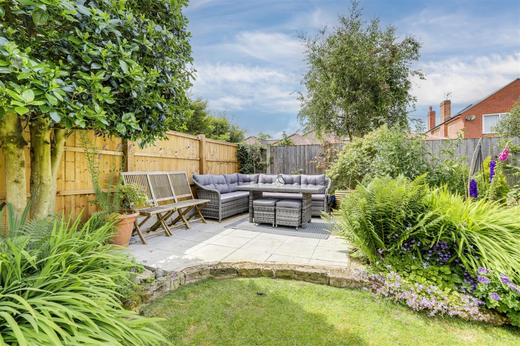 Fernleigh Avenue, Mapperley, Nottinghamshire, NG3 6FL