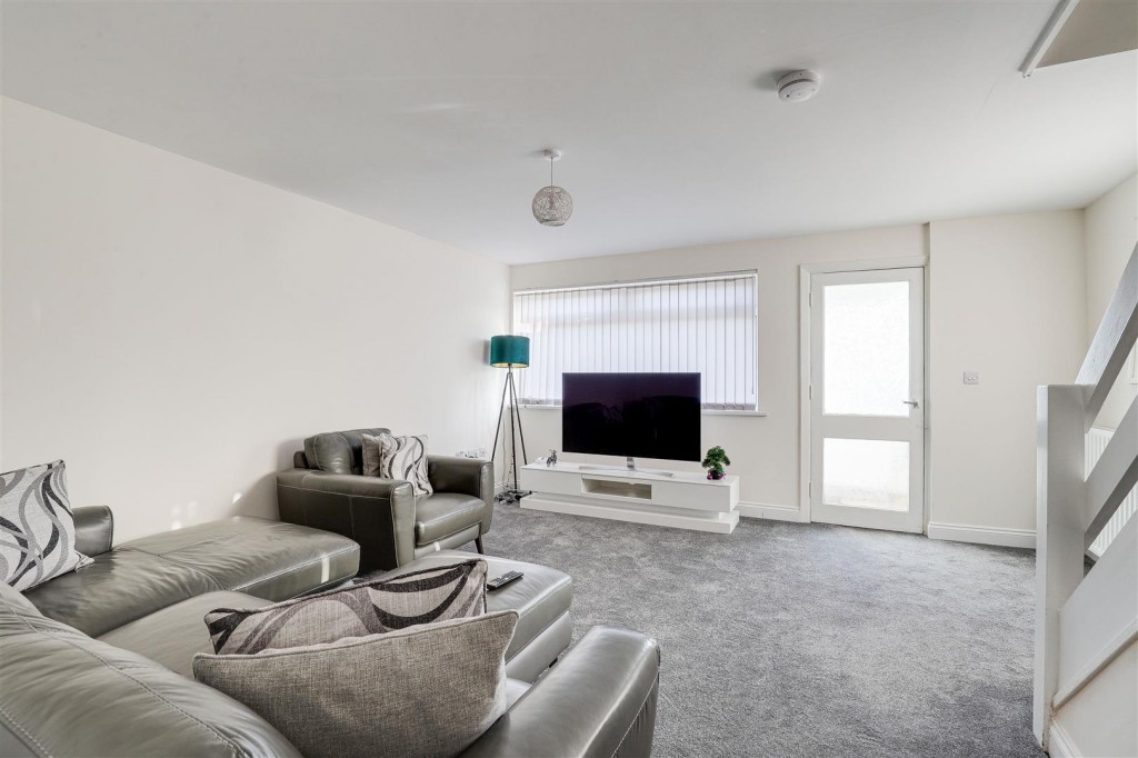 Shorwell Road, Carlton, Nottinghamshire, NG3 7HG