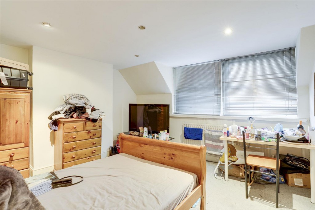 Berridge Road, Forest Fields, Nottinghamshire, NG7 6LX