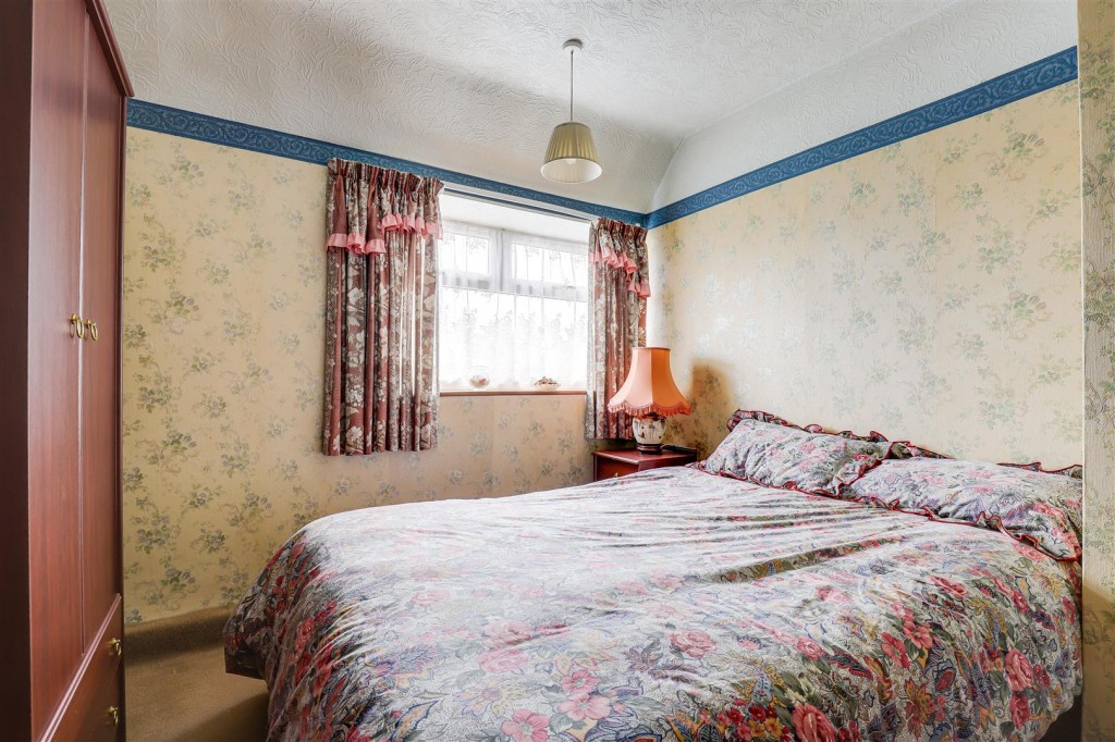 Rosecroft Drive, Daybrook, Nottinghamshire, NG5 6EL