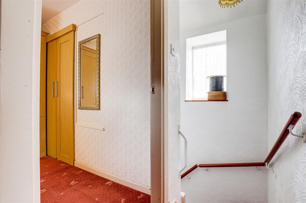 Rosecroft Drive, Daybrook, Nottinghamshire, NG5 6EL