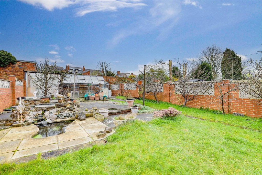 Rosecroft Drive, Daybrook, Nottinghamshire, NG5 6EL