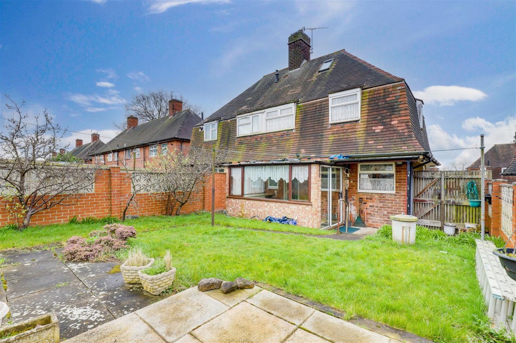 Rosecroft Drive, Daybrook, Nottinghamshire, NG5 6EL