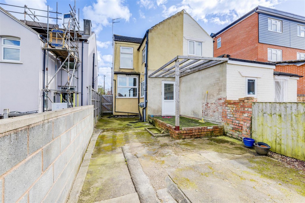Frederick Road, Stapleford, Nottinghamshire, NG9 8FL