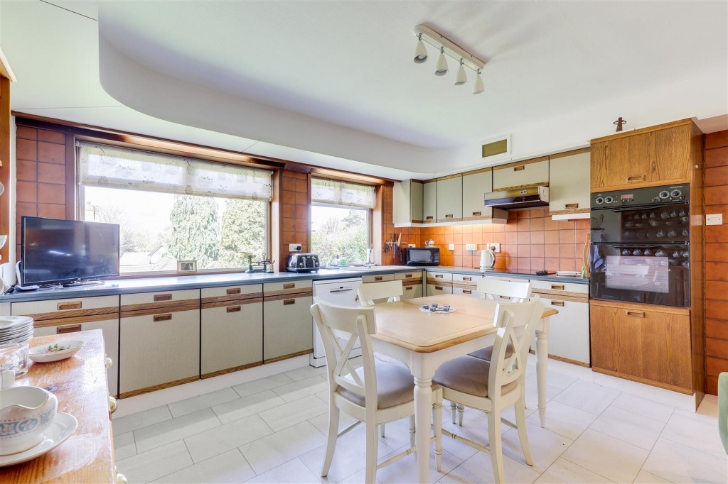 Victoria Crescent, Sherwood, Nottinghamshire, NG5 4DA