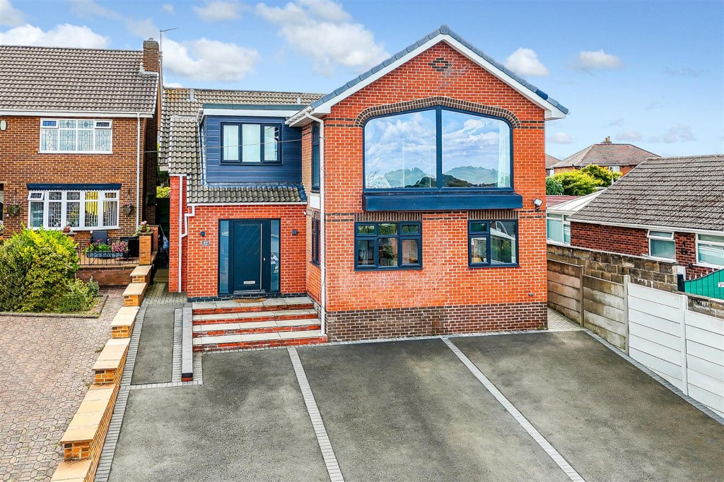 Kempton Drive, Arnold, Nottinghamshire, NG5 8EU