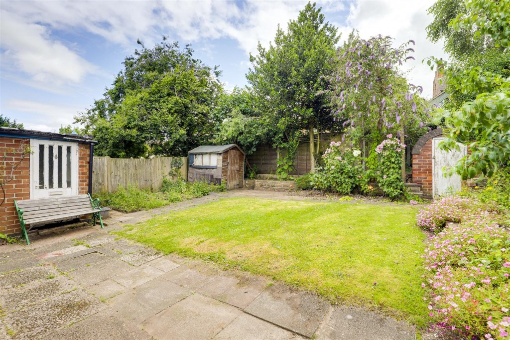 Ravensmore Road, Sherwood, Nottinghamshire, NG5 2AH