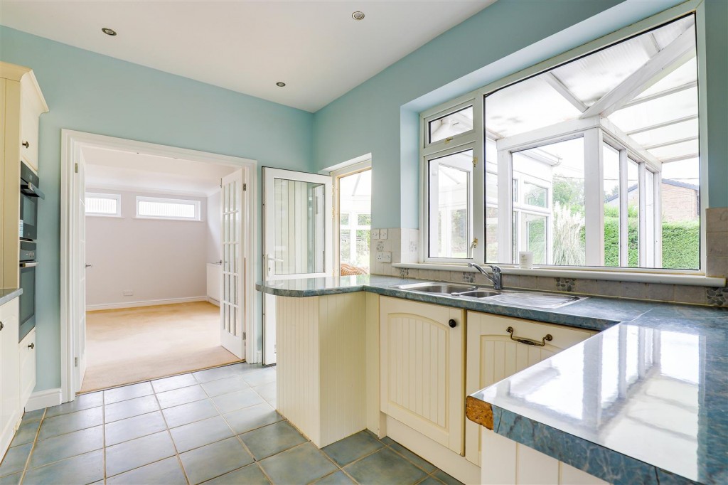 Lambley Lane, Burton Joyce, Nottinghamshire, NG14 5BG