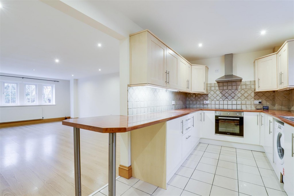 76, Private Road, Mapperley, Nottingham, NG3 5FQ