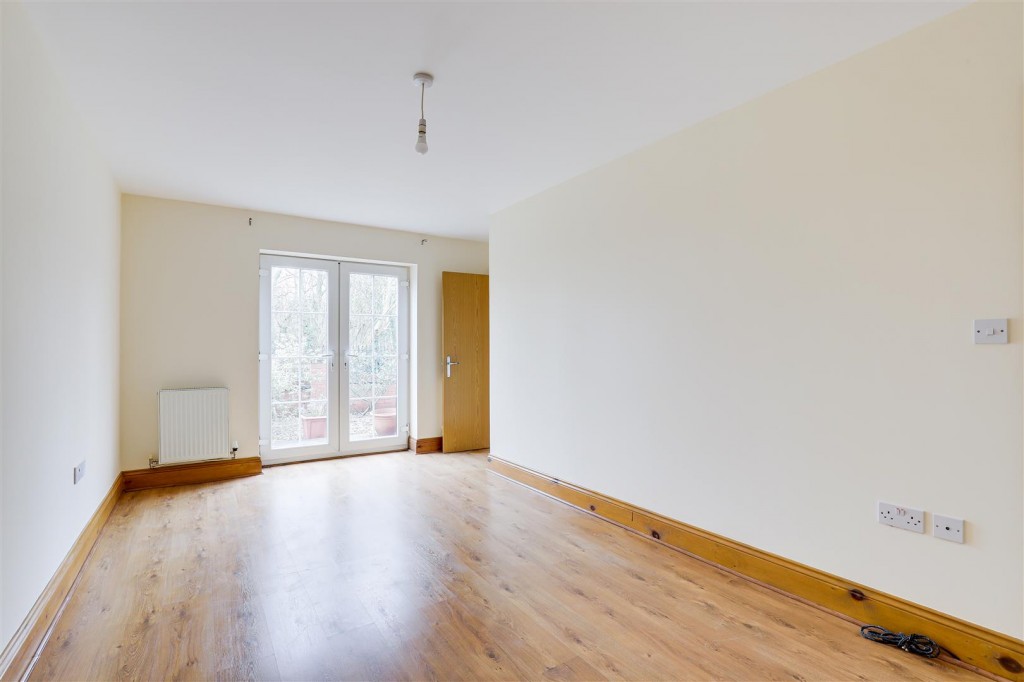 76, Private Road, Mapperley, Nottingham, NG3 5FQ