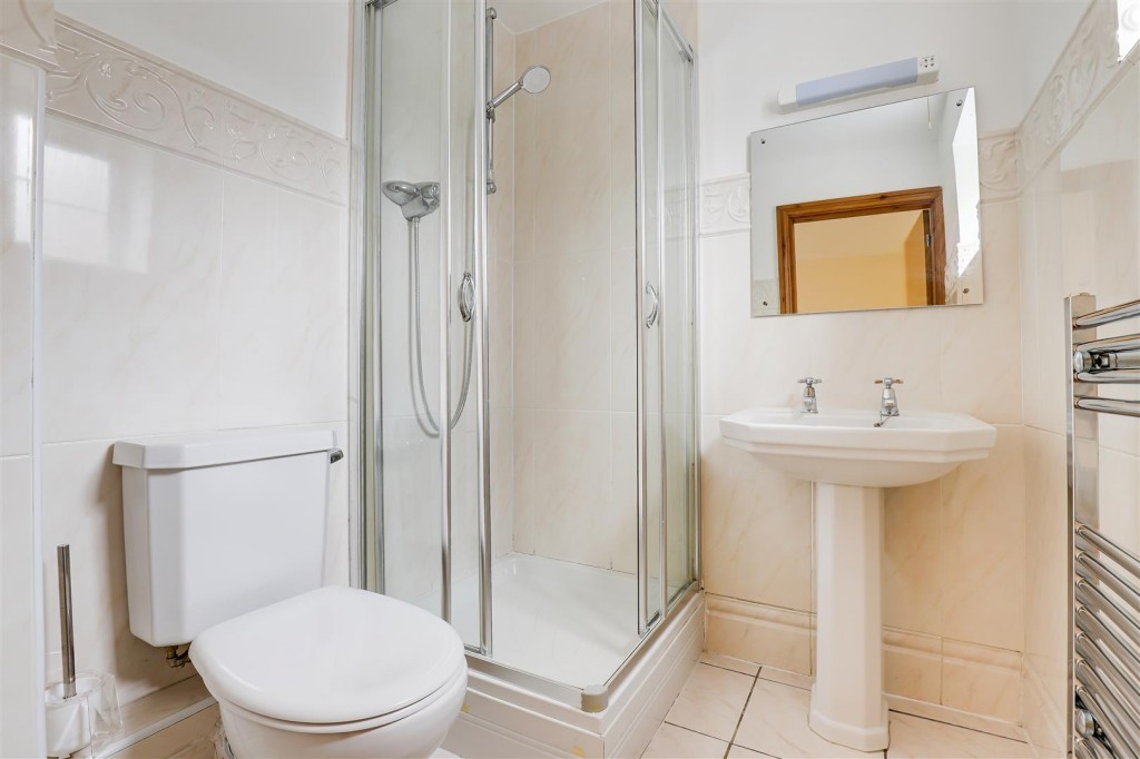 76, Private Road, Mapperley, Nottingham, NG3 5FQ