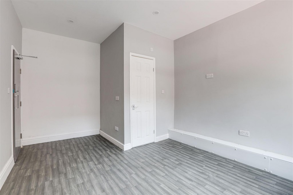 Woodborough Road, Mapperley, Nottinghamshire, NG3 4JZ
