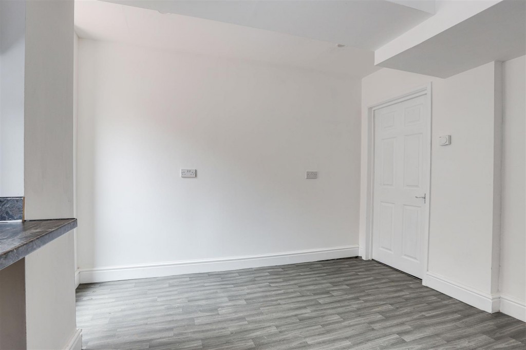 Woodborough Road, Mapperley, Nottinghamshire, NG3 4JZ
