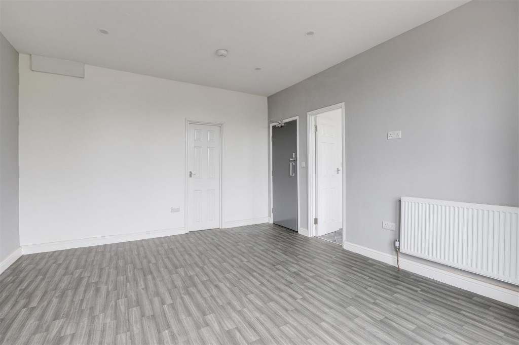 Woodborough Road, Mapperley, Nottinghamshire, NG3 4JZ