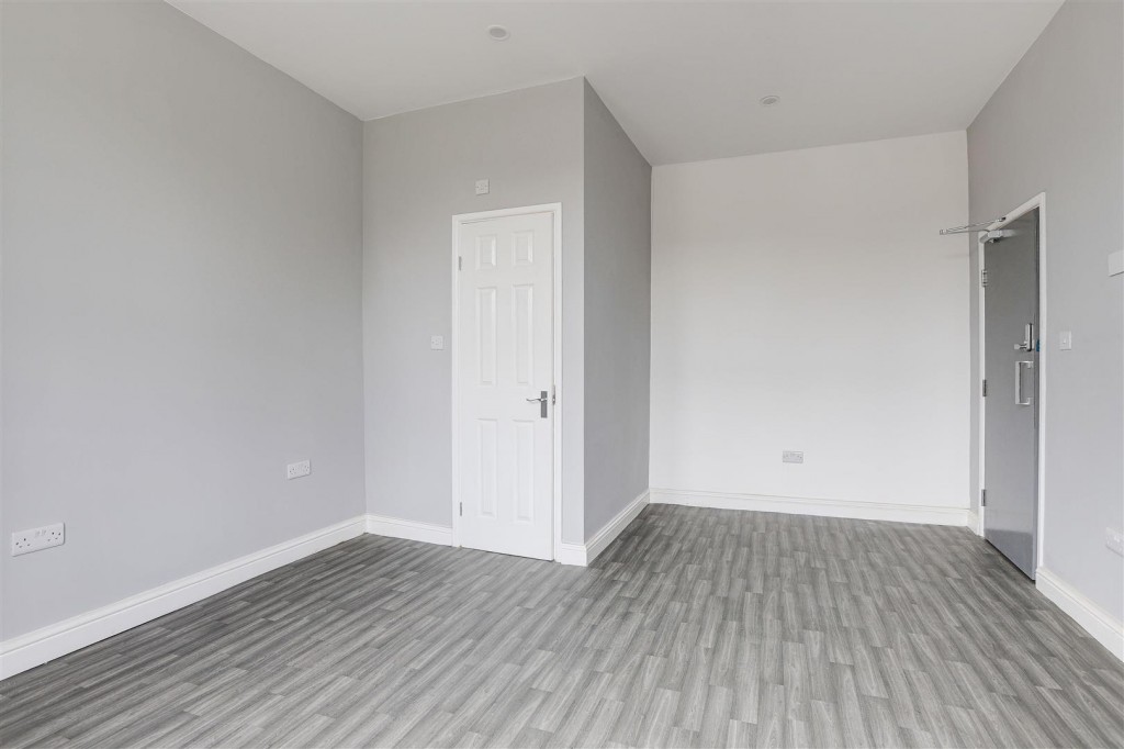 Woodborough Road, Mapperley, Nottinghamshire, NG3 4JZ