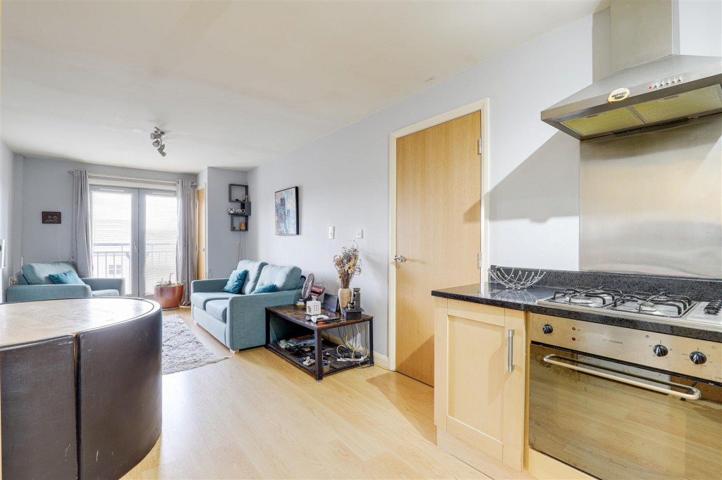 Scotland Road, Basford, Nottinghamshire, NG5 1GR