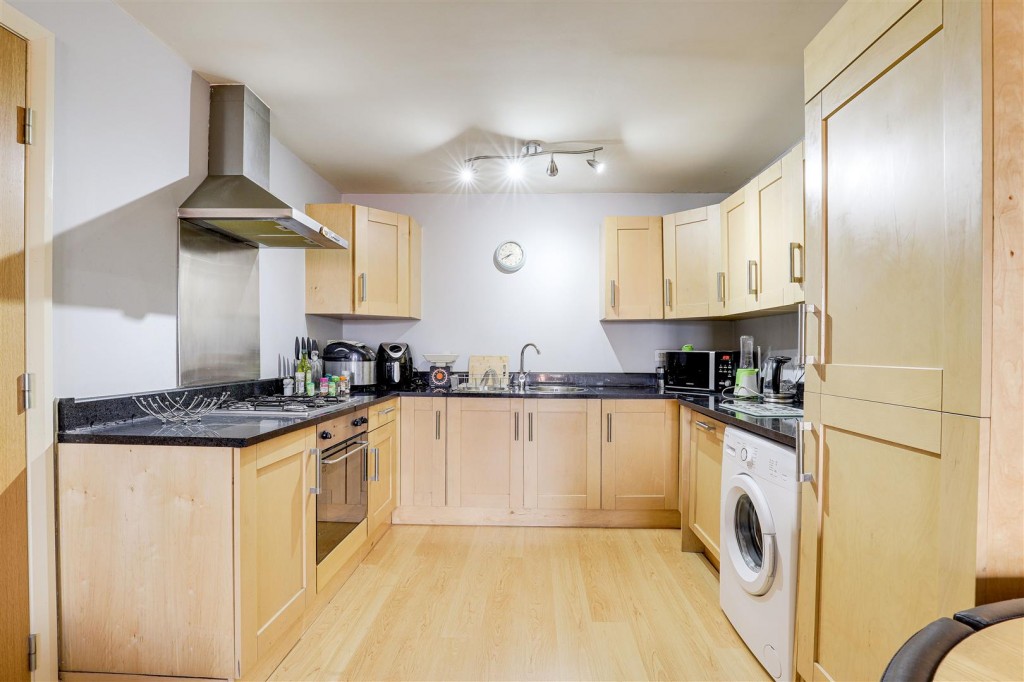 Scotland Road, Basford, Nottinghamshire, NG5 1GR