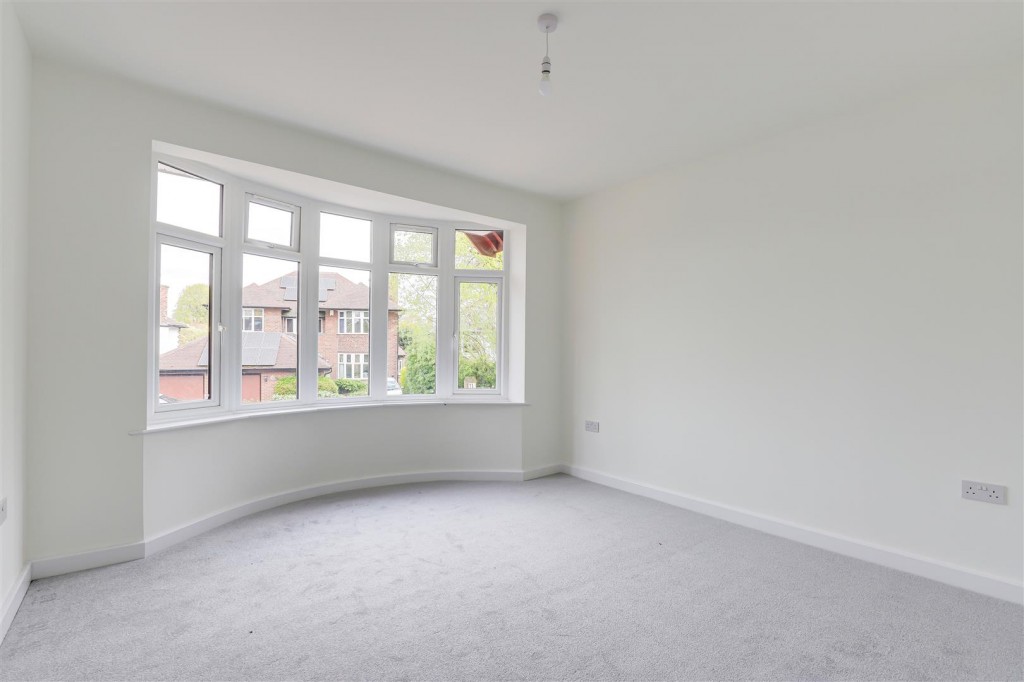 Breckhill Road, Woodthorpe, Nottingham, NG5 4GP