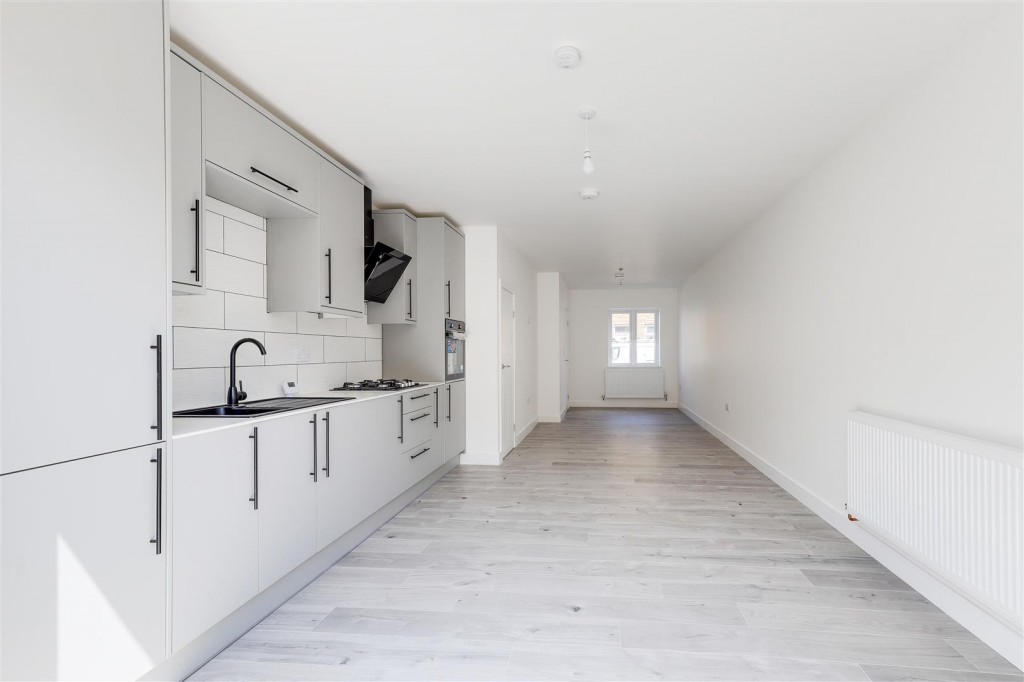 Merchant Street, Bulwell, Nottinghamshire, NG6 8GT