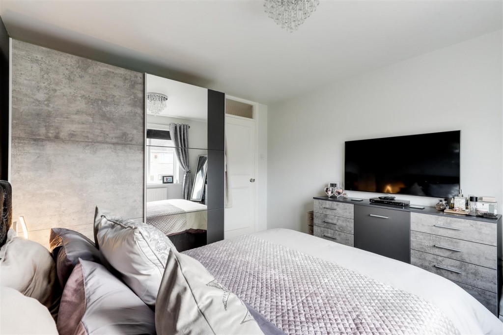 Fairway Drive, Bulwell, Nottinghamshire, NG6 9LH
