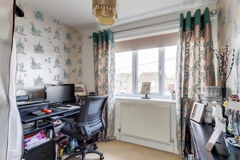 Fairway Drive, Bulwell, Nottinghamshire, NG6 9LH