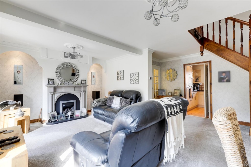 Fairway Drive, Bulwell, Nottinghamshire, NG6 9LH
