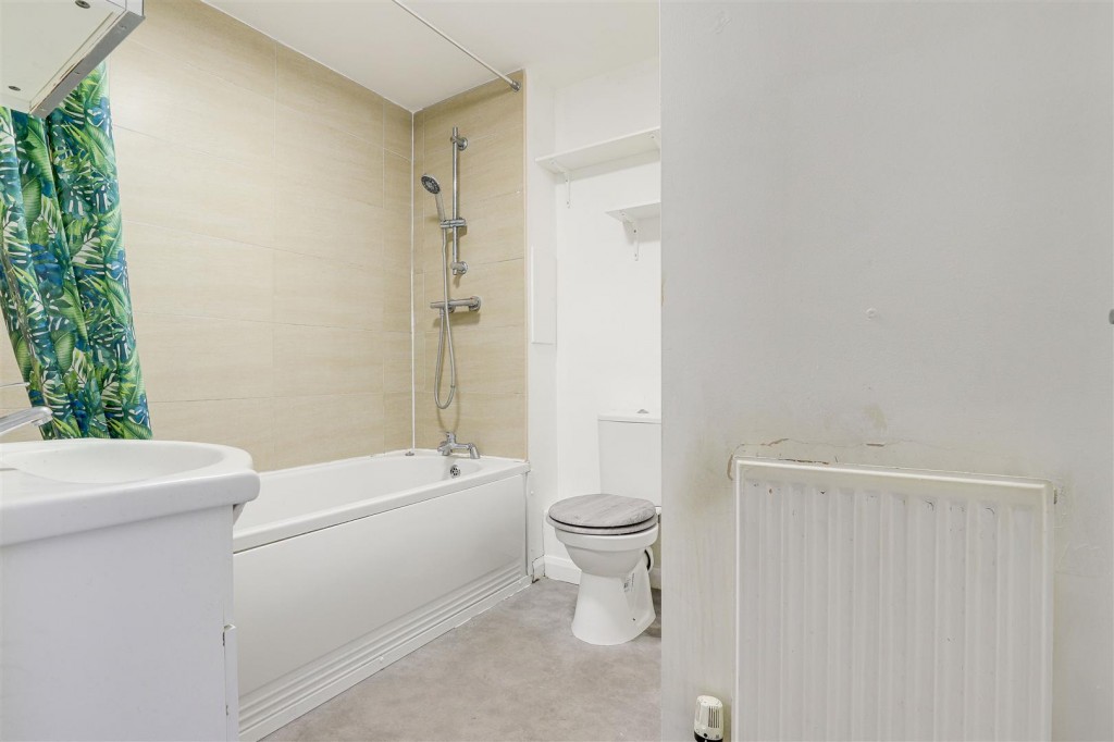 Archway Court, Radford, Nottinghamshire, NG7 4AP
