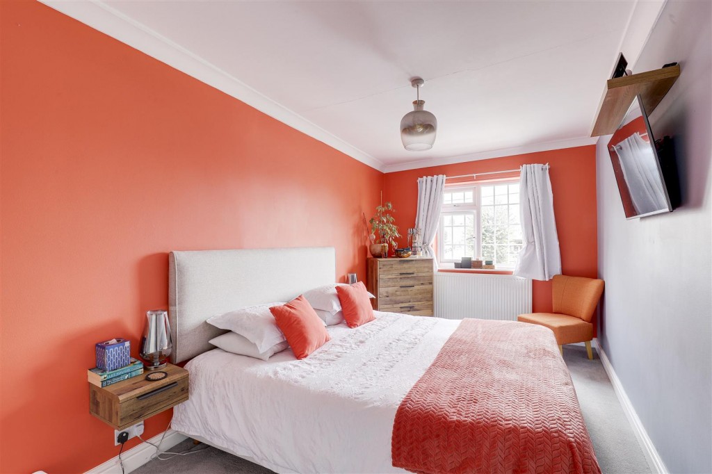 Nottingham Road, Daybrook, Nottinghamshire, NG5 6JQ