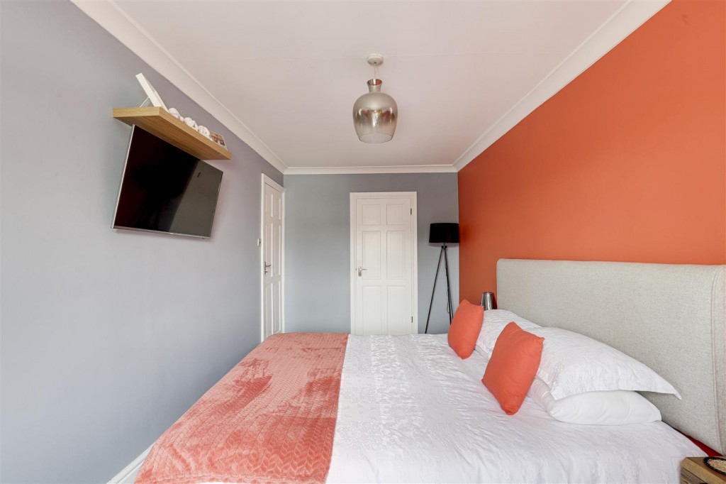 Nottingham Road, Daybrook, Nottinghamshire, NG5 6JQ