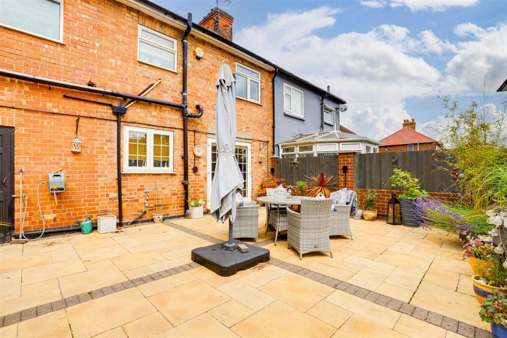Nottingham Road, Daybrook, Nottinghamshire, NG5 6JQ