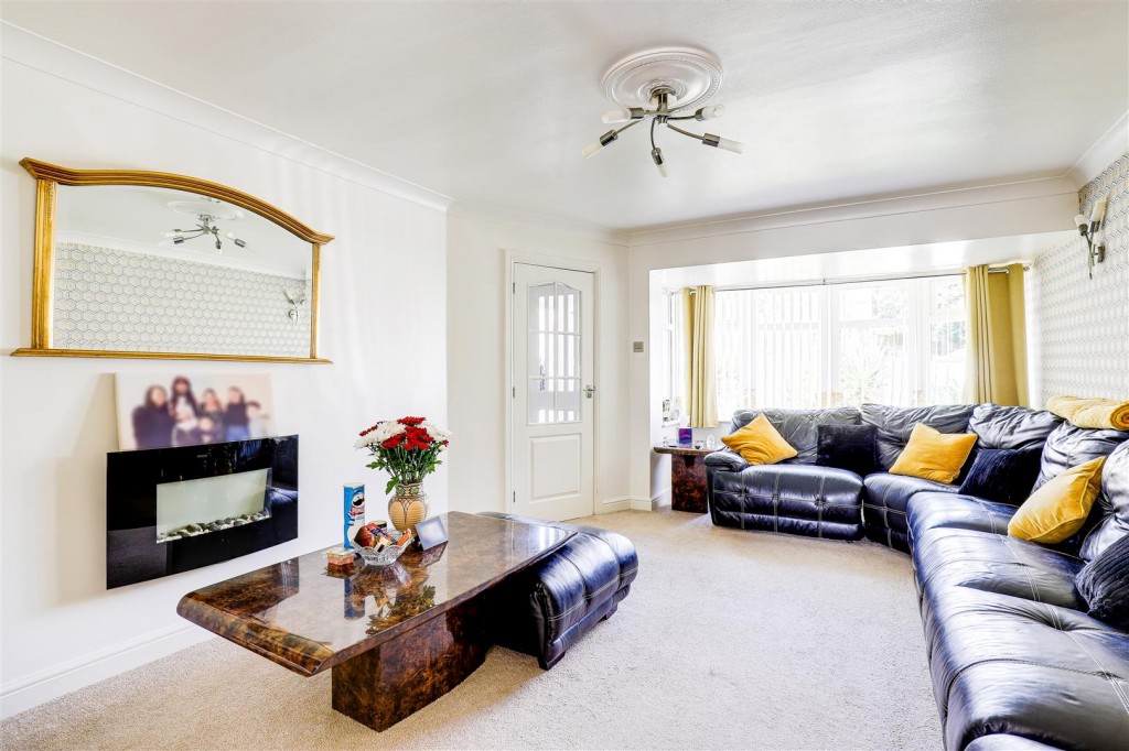 Tenter Close, Top Valley, Nottinghamshire, NG5 9HY