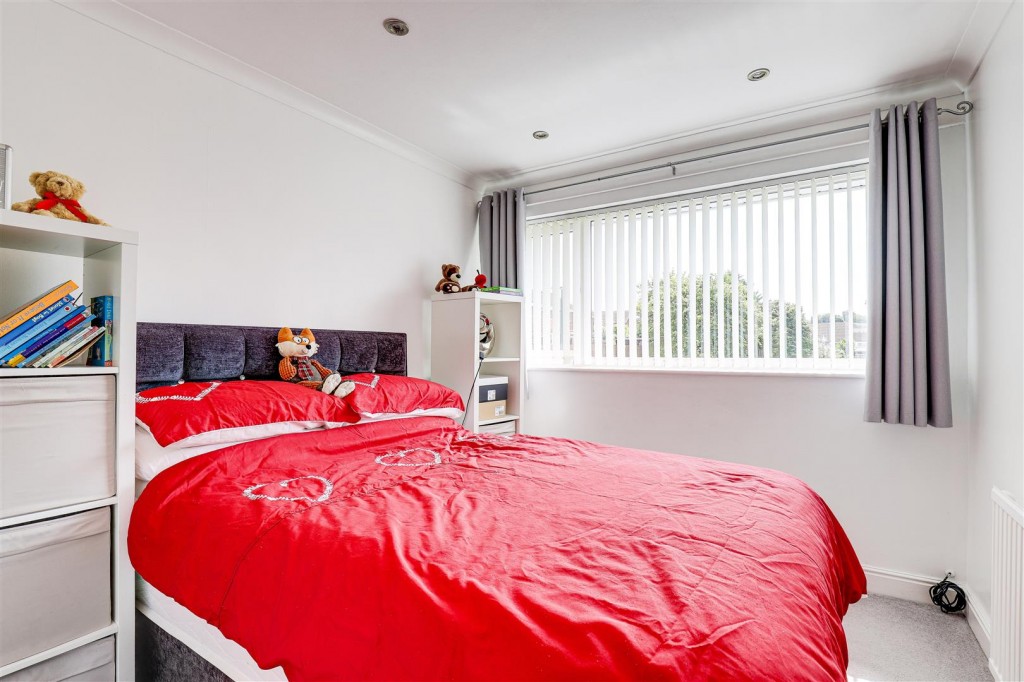 Tenter Close, Top Valley, Nottinghamshire, NG5 9HY