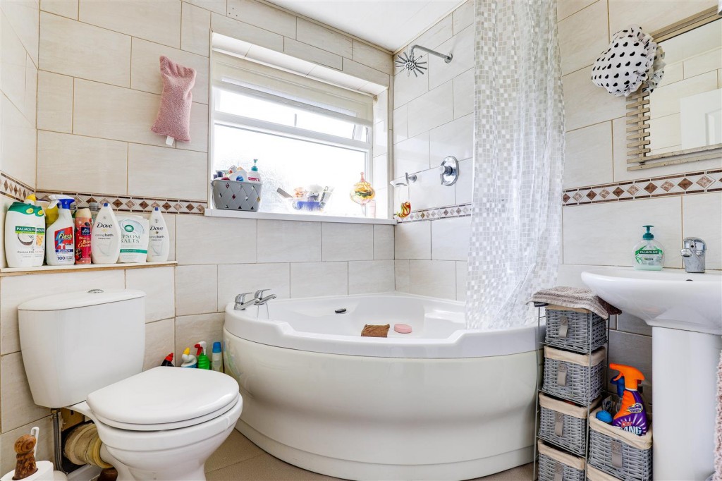 Tenter Close, Top Valley, Nottinghamshire, NG5 9HY