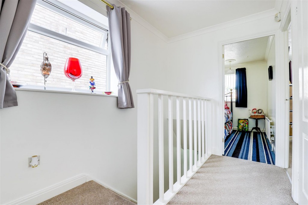 Tenter Close, Top Valley, Nottinghamshire, NG5 9HY