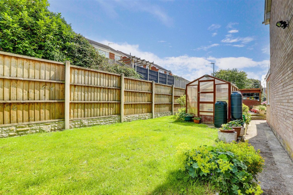 Tenter Close, Top Valley, Nottinghamshire, NG5 9HY